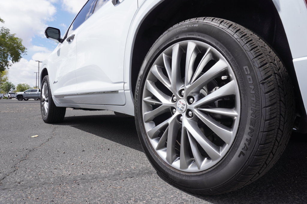 Used 2026 Buick Enclave Avenir w/ Super Cruise Package FWD image 9