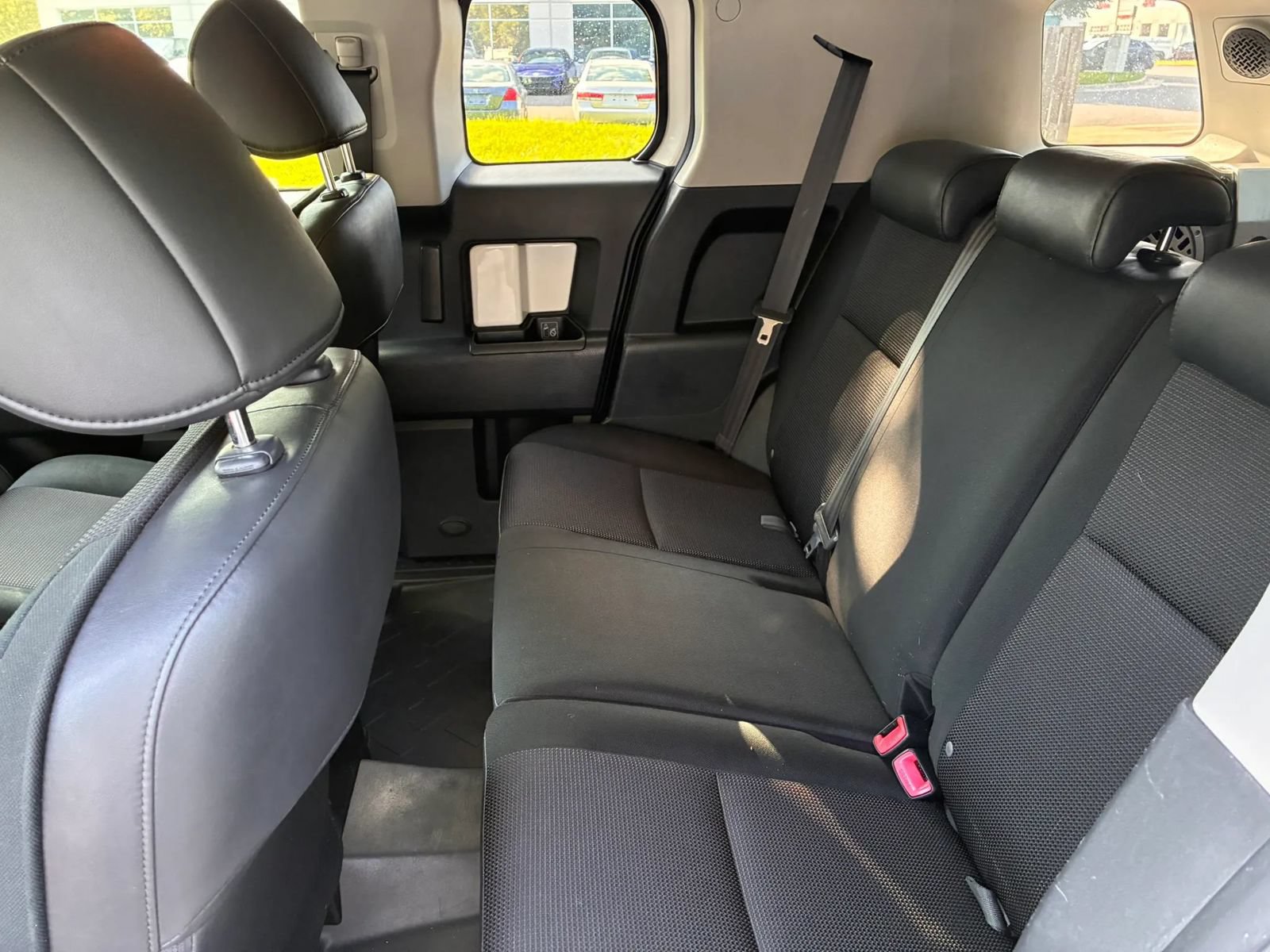 Used 2008 Toyota FJ Cruiser 4WD image 27