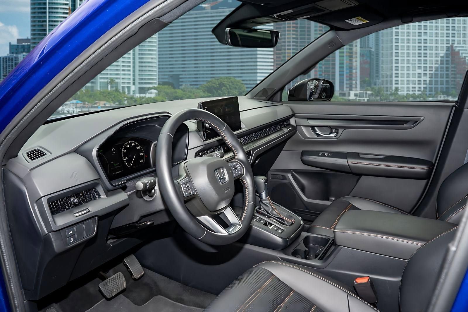 Certified 2025 Honda CR-V Sport-L image 17