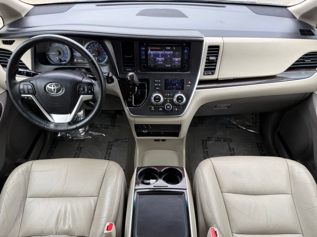 Used 2015 Toyota Sienna XLE Premium AWD/4WD image 21