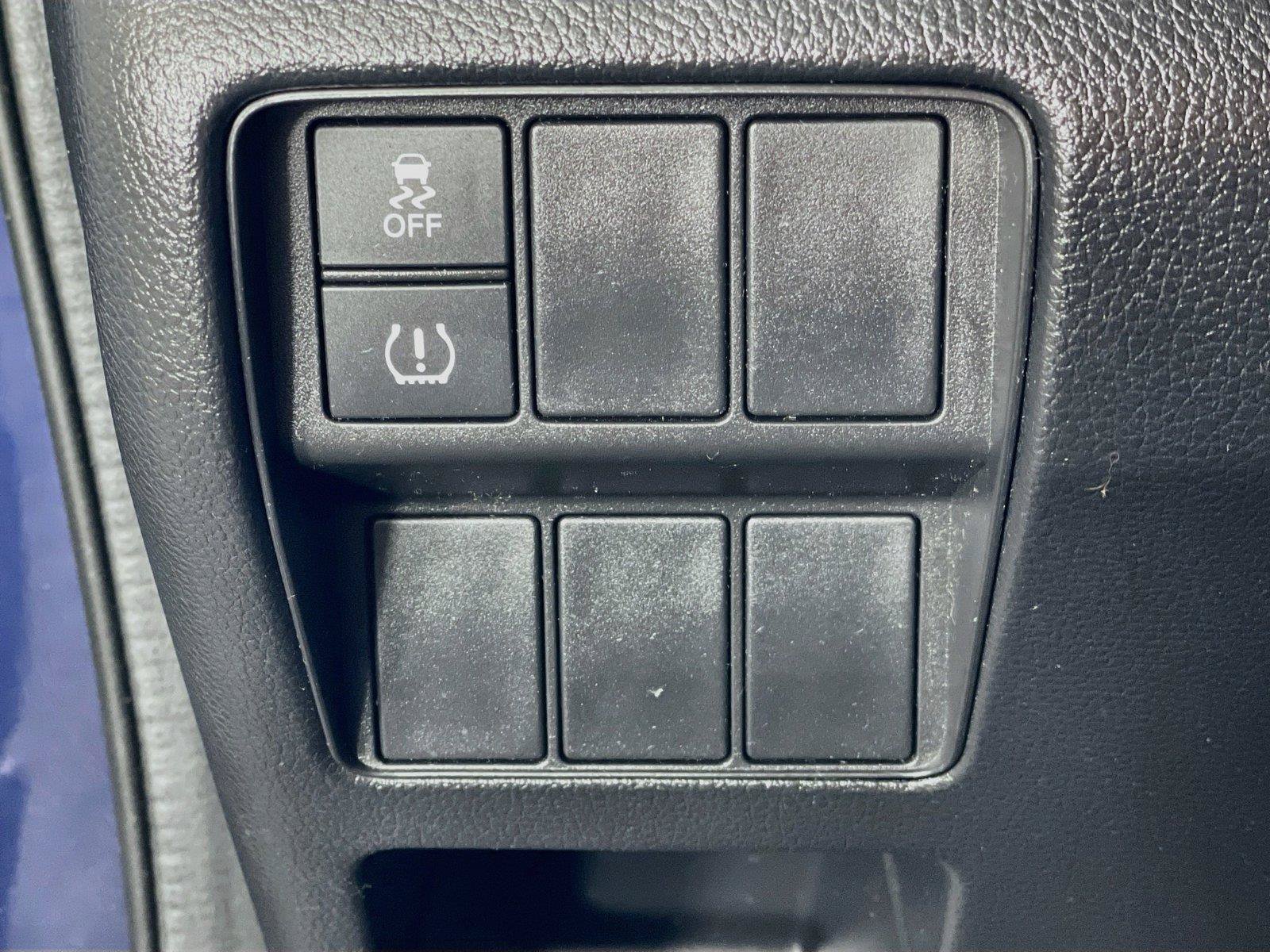 Used 2017 Honda CR-V LX image 14