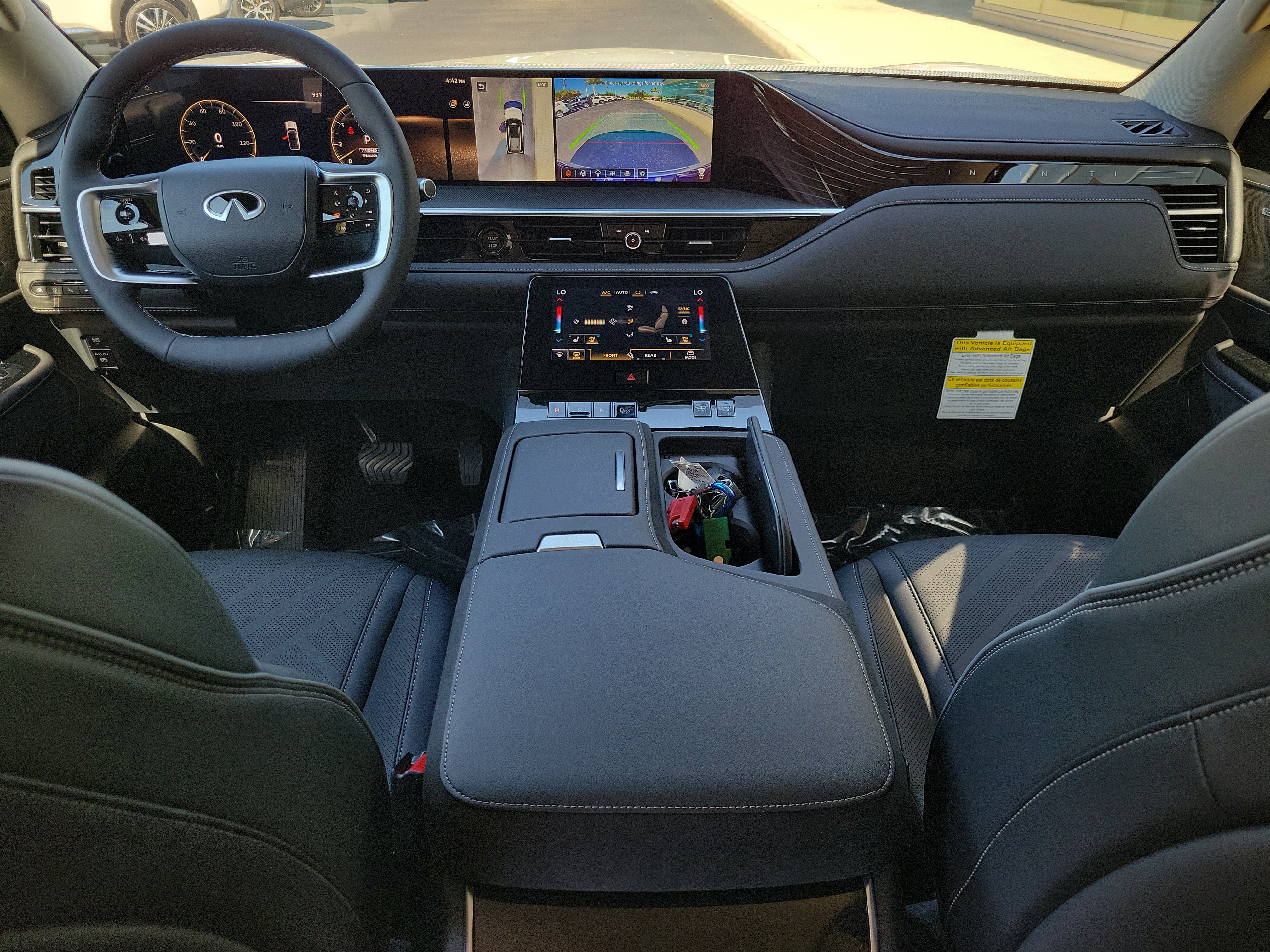 New 2026 INFINITI QX80 Luxe w/ Cargo Package RWD image 13