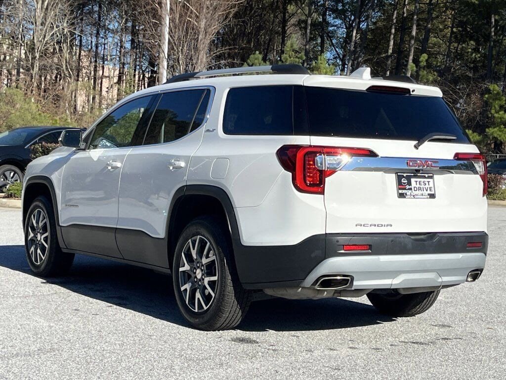Used 2023 GMC Acadia SLT image 23