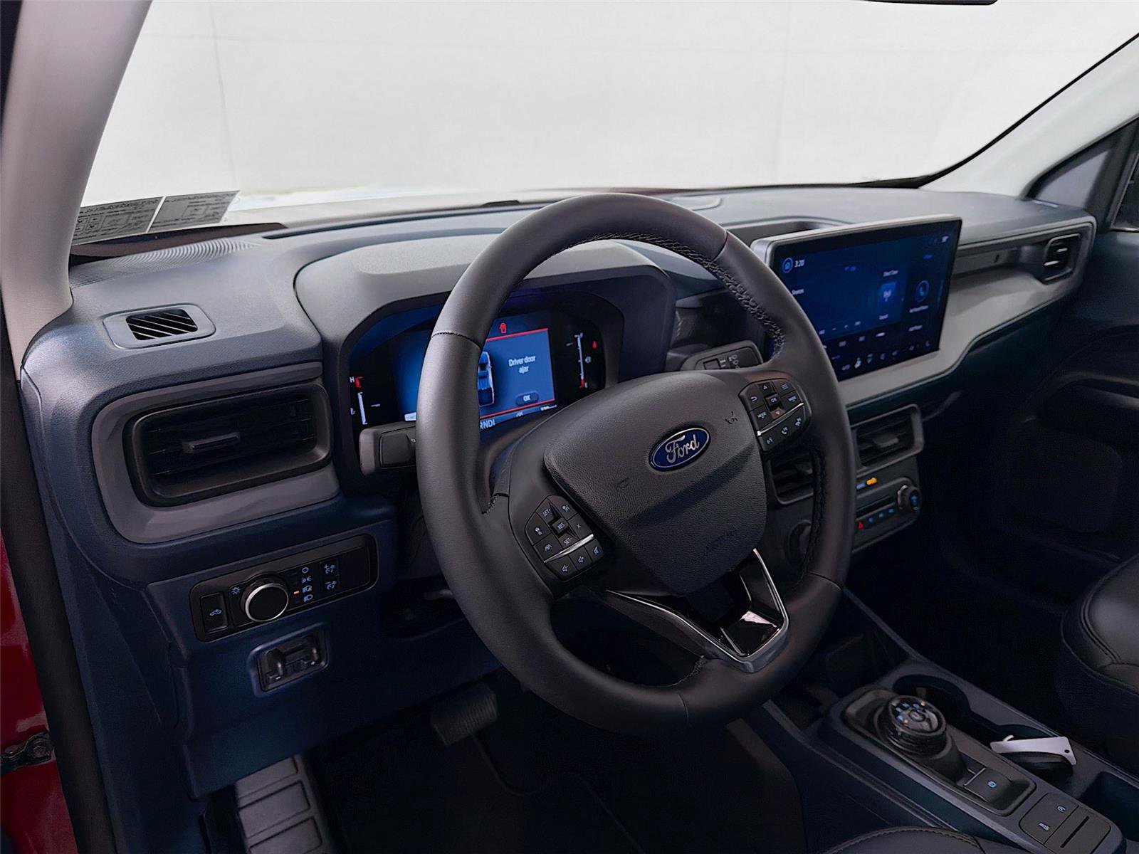 Used 2025 Ford Maverick Lariat w/ Black Appearance Package AWD/4WD image 9