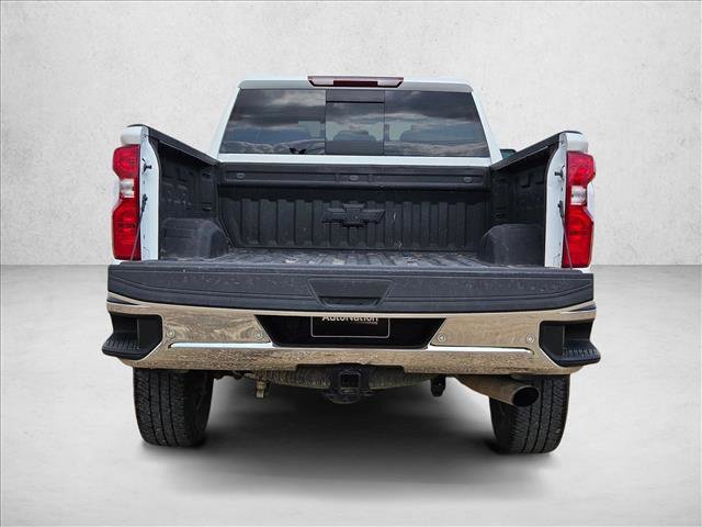 Used 2022 Chevrolet Silverado 2500 LT w/ Texas Edition image 6