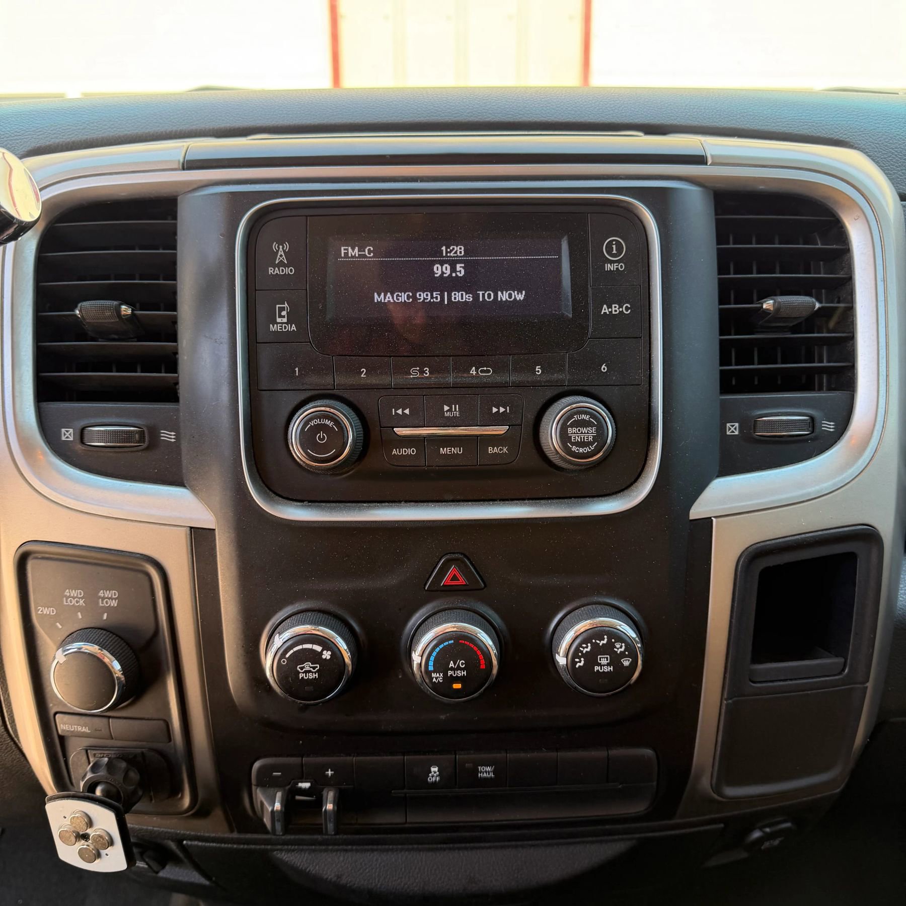 Used 2015 RAM 2500 Outdoorsman AWD/4WD image 8