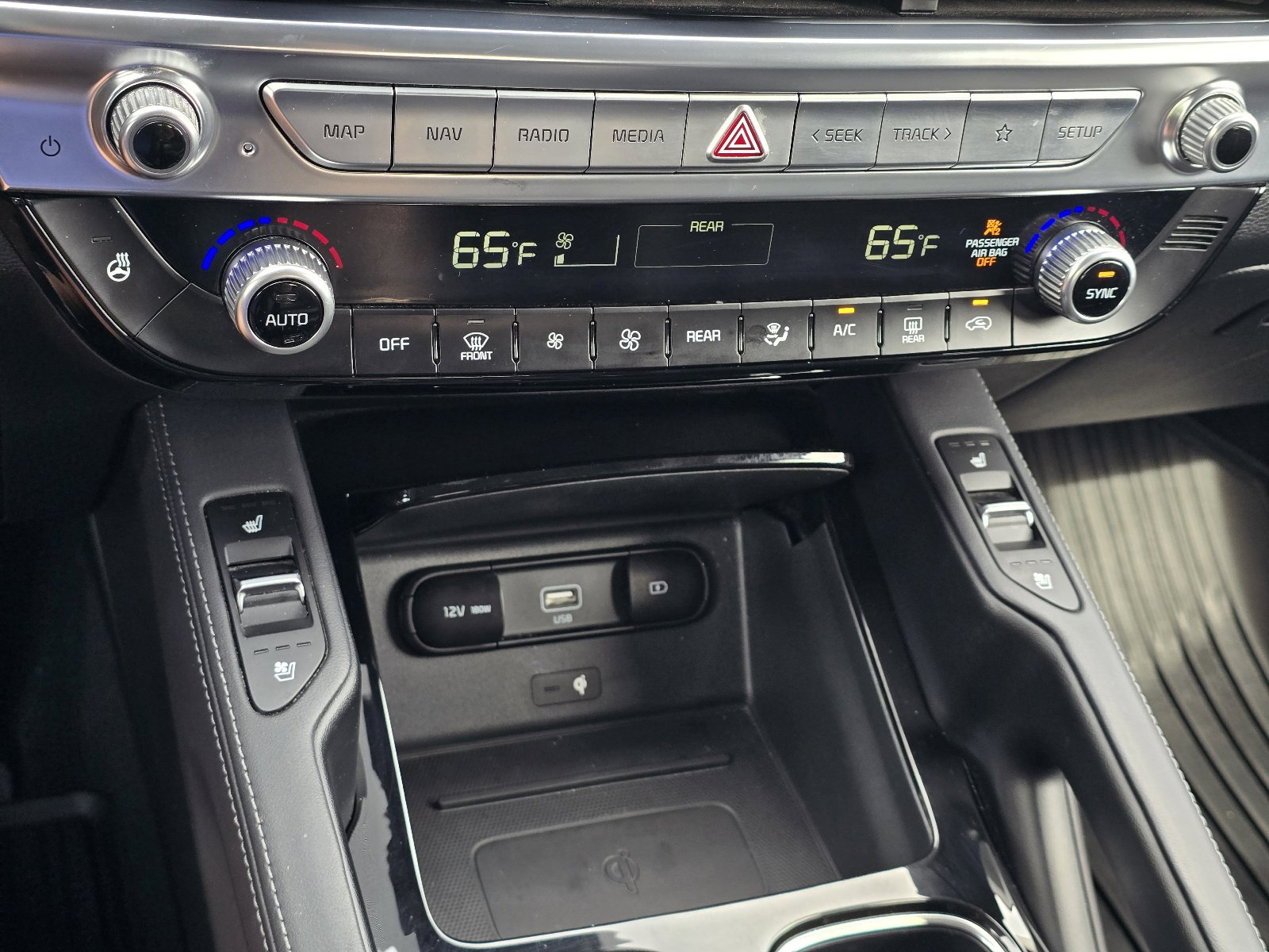 Used 2021 Kia Telluride SX w/ SX Prestige Package AWD/4WD image 20