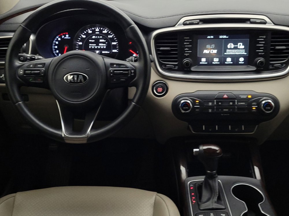 Used 2018 Kia Sorento EX image 22