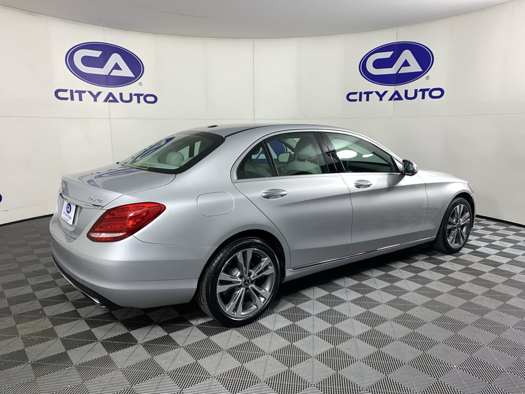 Used 2017 Mercedes-Benz C 300 4MATIC Sedan image 3