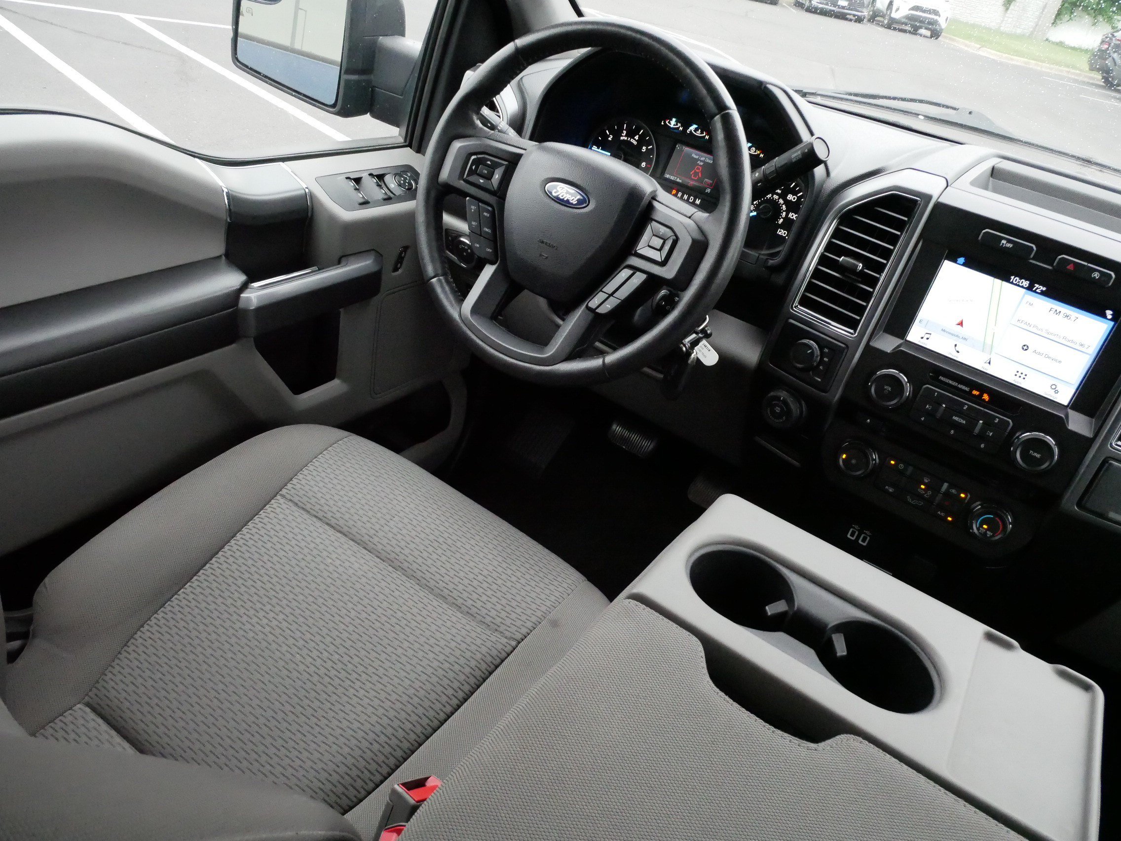 Used 2018 Ford F150 XLT w/ Equipment Group 302A Luxury AWD/4WD image 9