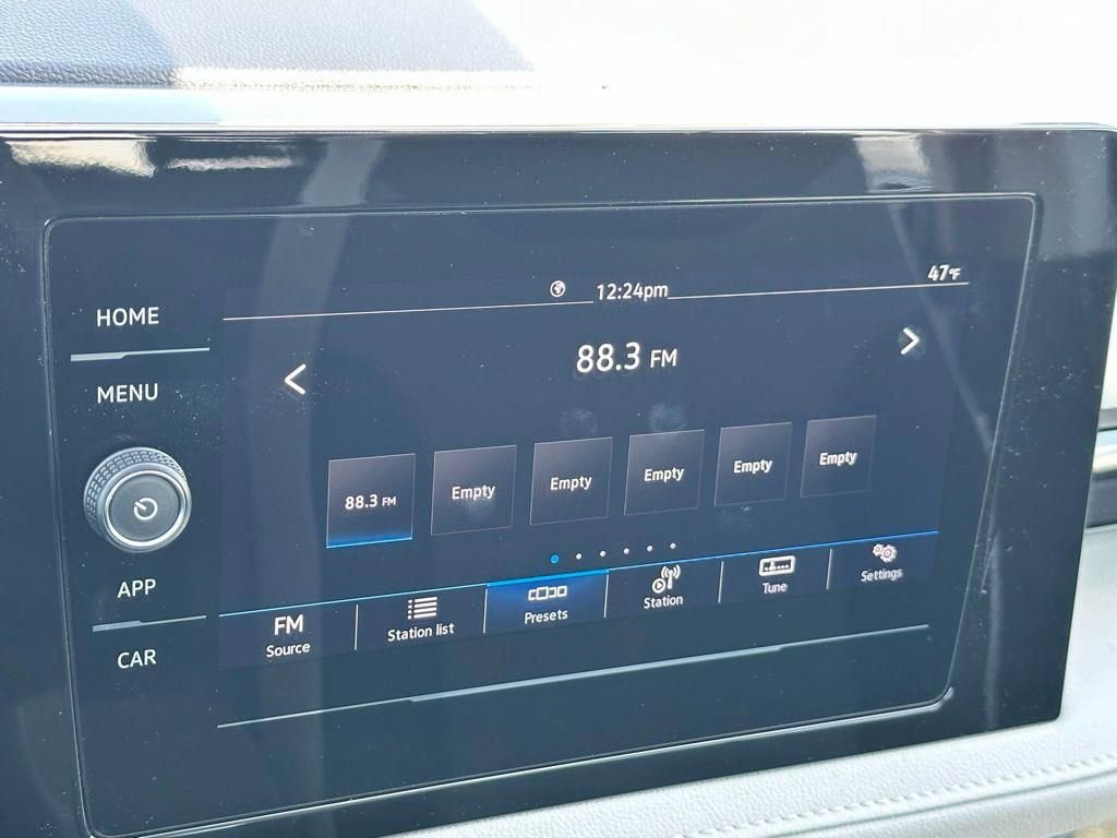 New 2026 Volkswagen Taos S image 13