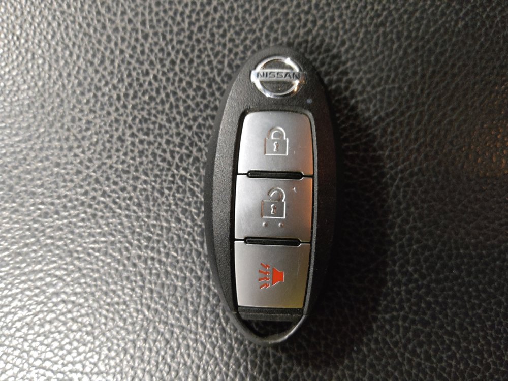 Used 2019 Nissan Titan SV w/ SV Convenience Package image 32