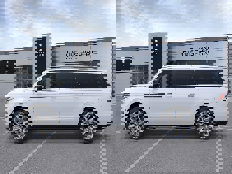 New 2025 Lincoln Navigator L Black Label image 3