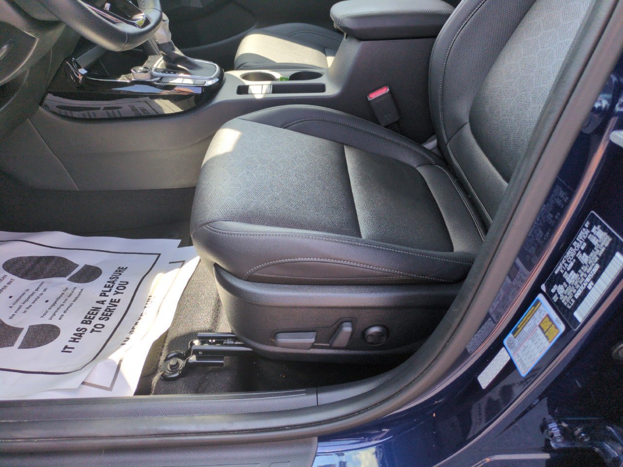 Certified 2024 Kia Seltos SX w/ SX Sunroof Package AWD/4WD image 13