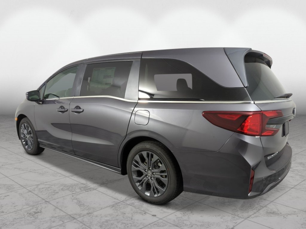 New 2027 Honda Odyssey Touring image 2