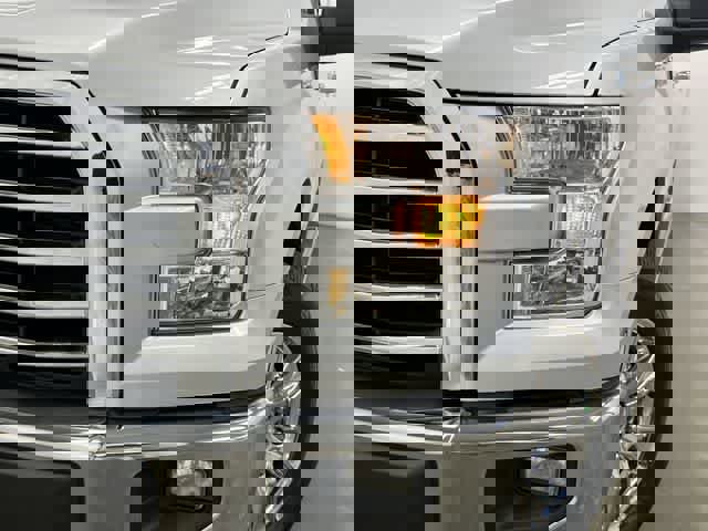 Used 2017 Ford F150 XLT w/ Equipment Group 302A Luxury image 32