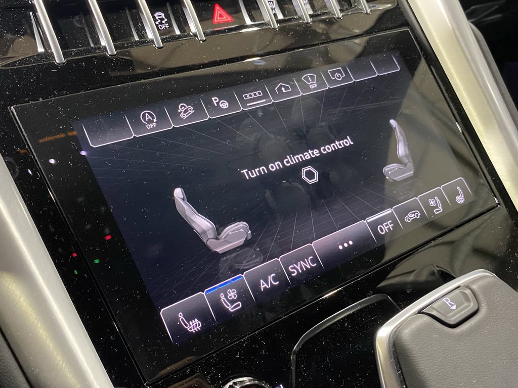 Used 2024 Lamborghini Urus S AWD/4WD image 11