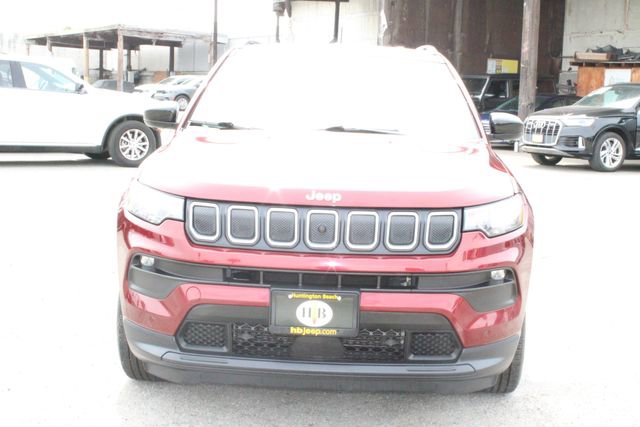 Used 2022 Jeep Compass Latitude w/ Convenience Group image 2