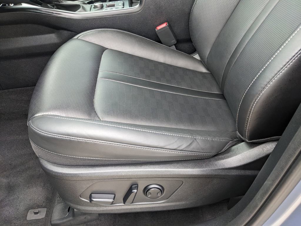Certified 2025 Kia Sorento S AWD/4WD image 21