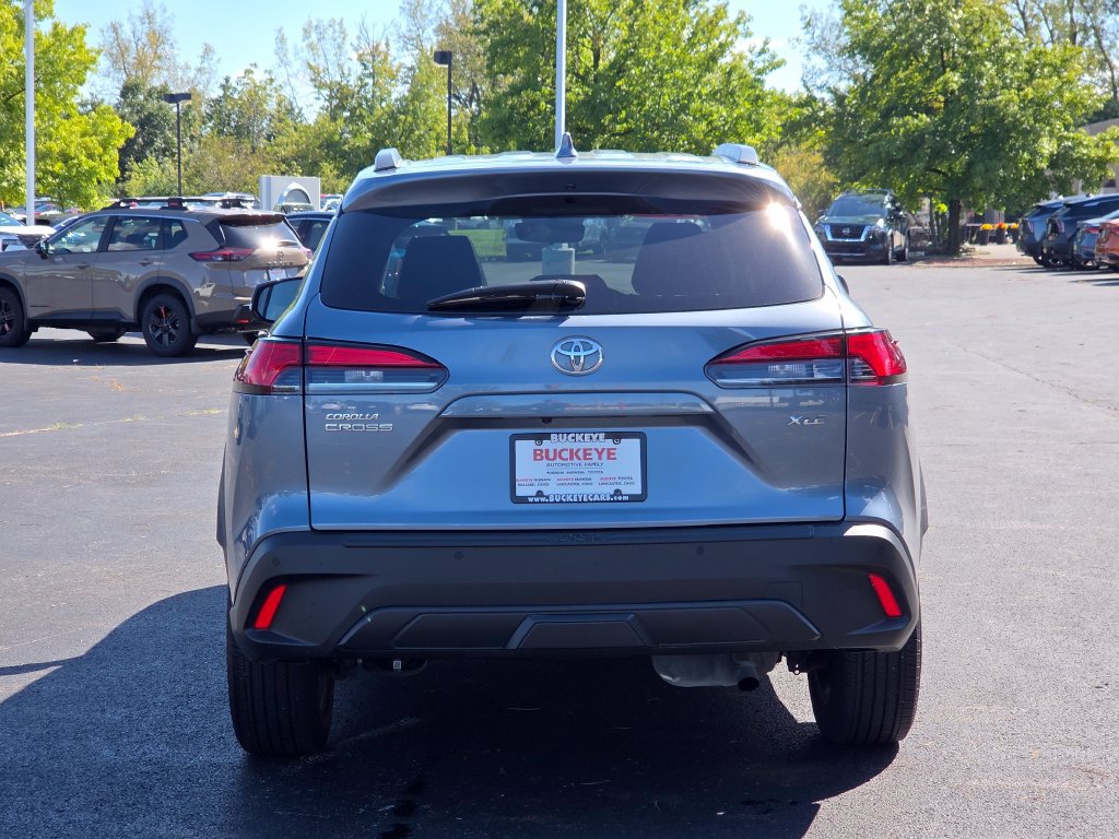 Used 2023 Toyota Corolla Cross XLE w/ Convenience Package FWD image 26