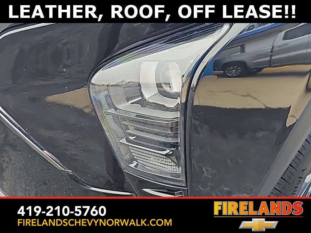 Certified 2025 Chevrolet Trax RS w/ Sunroof Package image 11