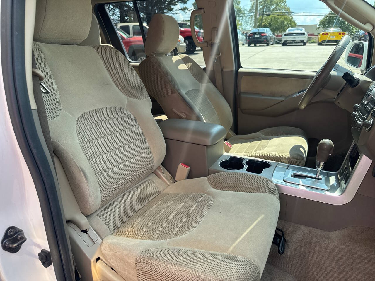 Used 2012 Nissan Pathfinder SV RWD image 20