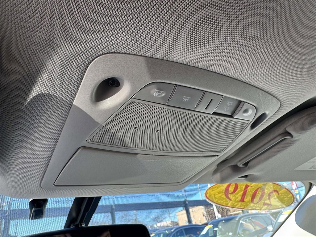 Used 2019 Nissan Pathfinder SV image 26