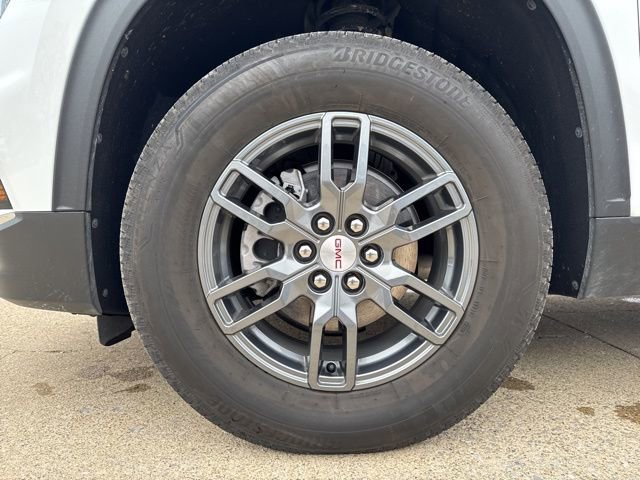 Used 2025 GMC Acadia Elevation image 10