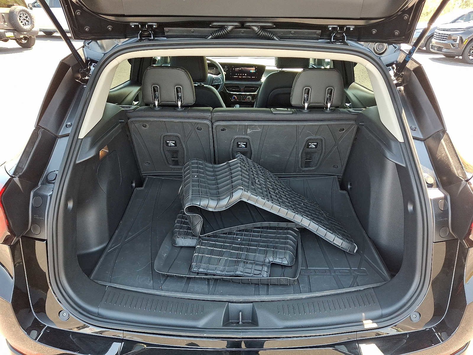 Used 2026 Buick Encore GX Sport Touring w/ Advanced Technology Package image 28