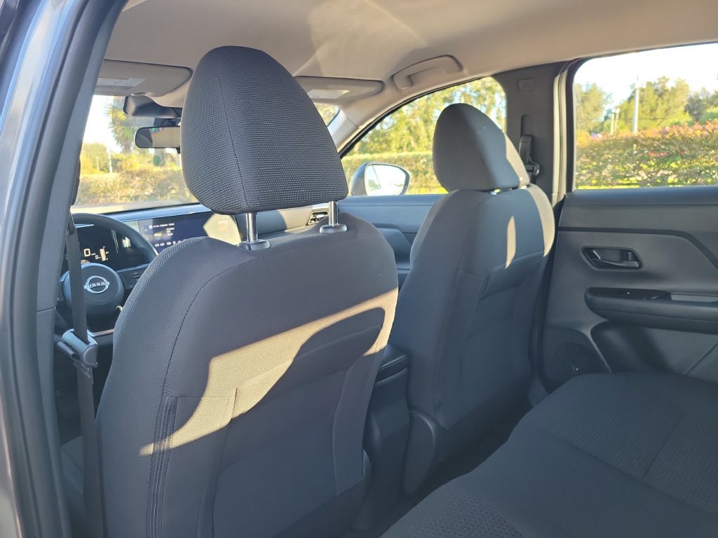 Used 2026 Nissan Kicks S FWD image 8