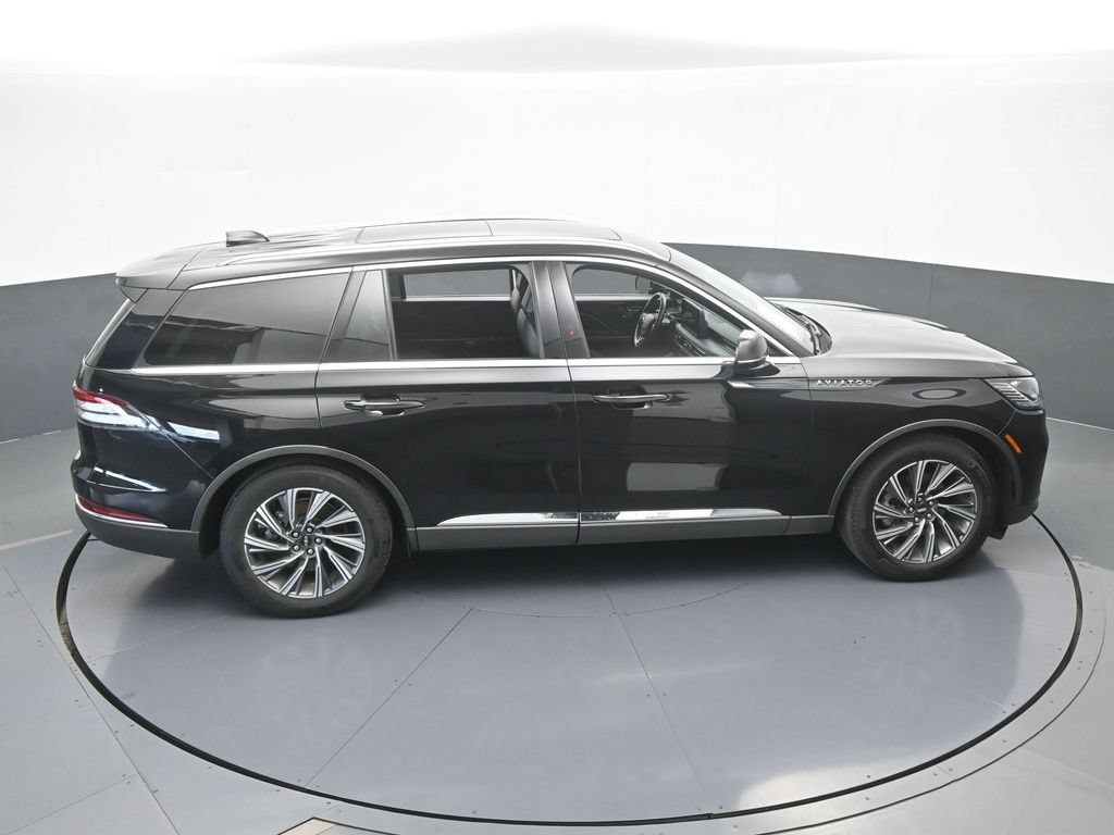 Used 2025 Lincoln Aviator 2WD image 48