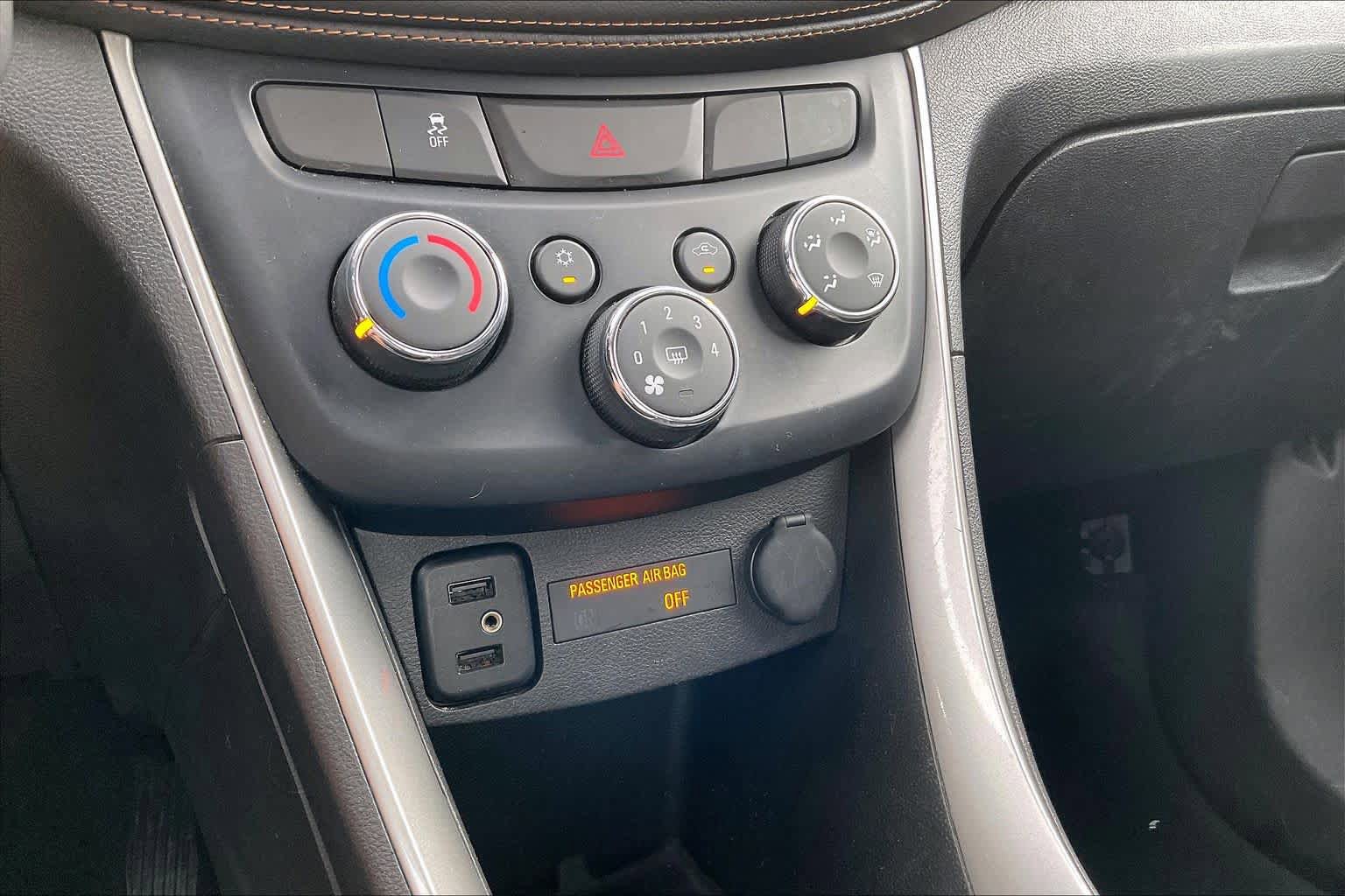 Used 2019 Chevrolet Trax LS w/ Tint and Cruise Package FWD image 32