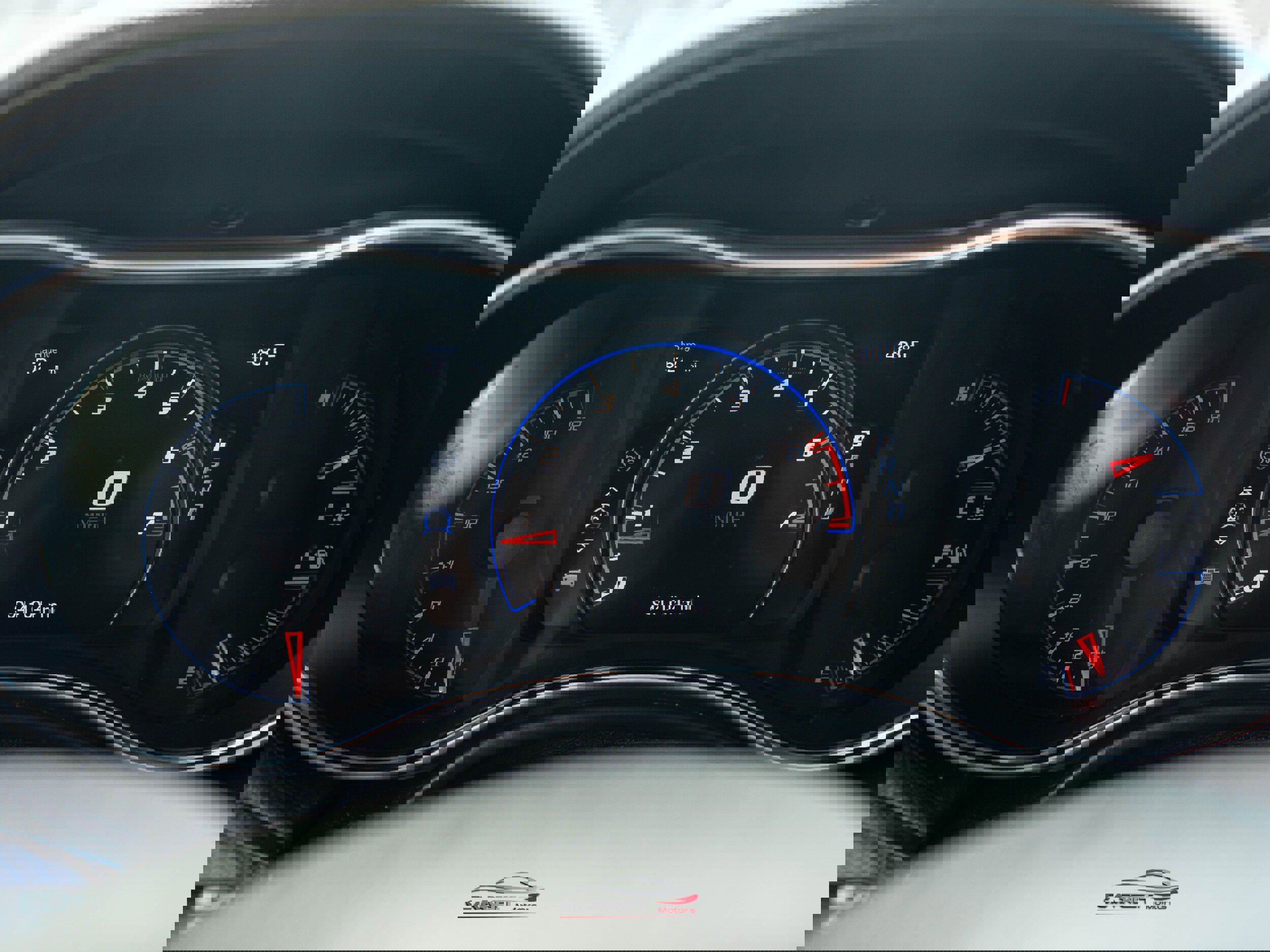 Used 2016 Jeep Grand Cherokee SRT image 30