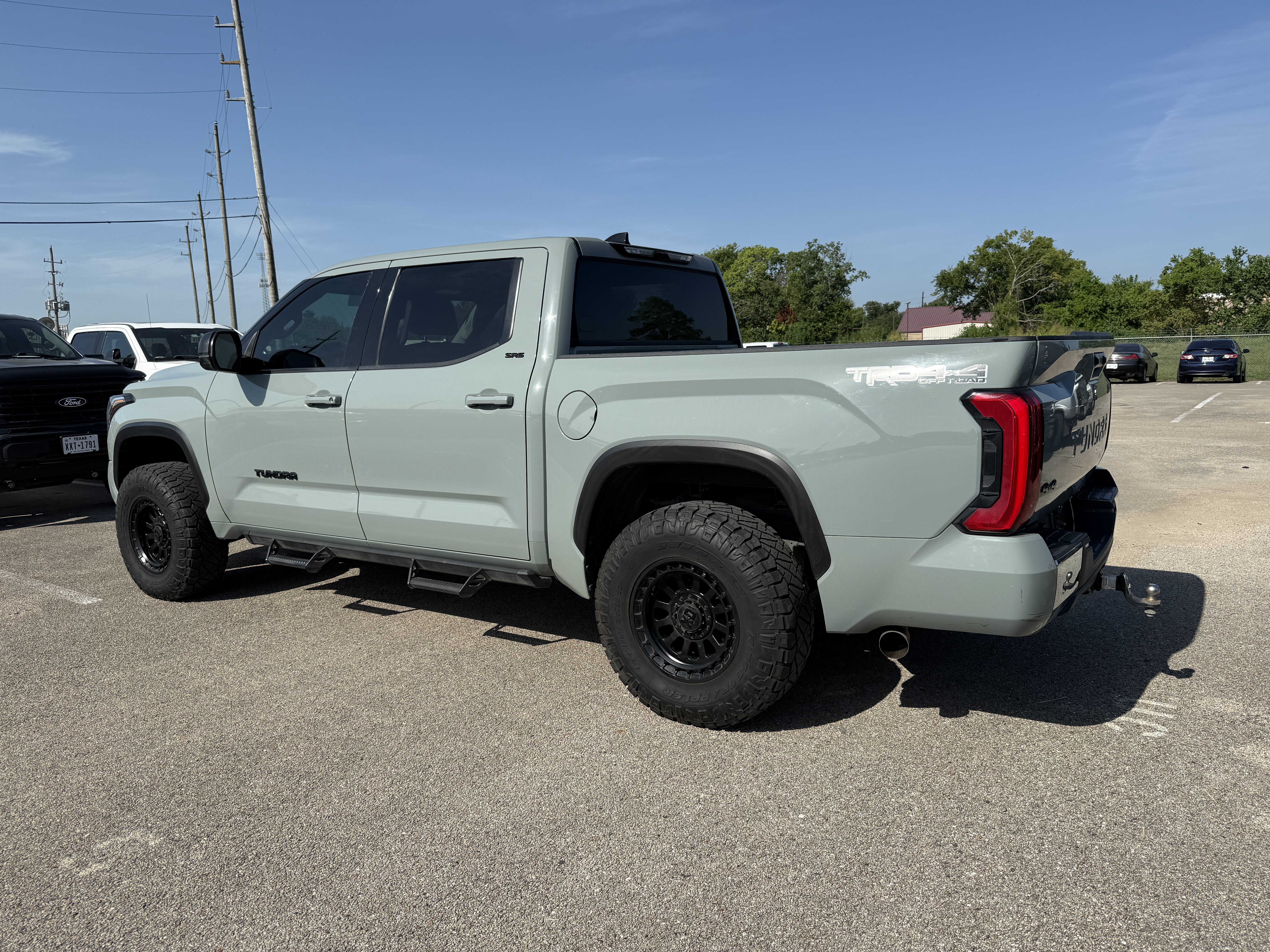 Used 2022 Toyota Tundra SR5 w/ TRD Off-Road Package AWD/4WD image 3