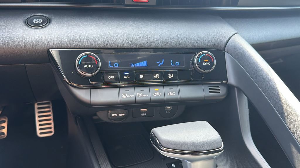 New 2026 Hyundai Elantra Sport image 25