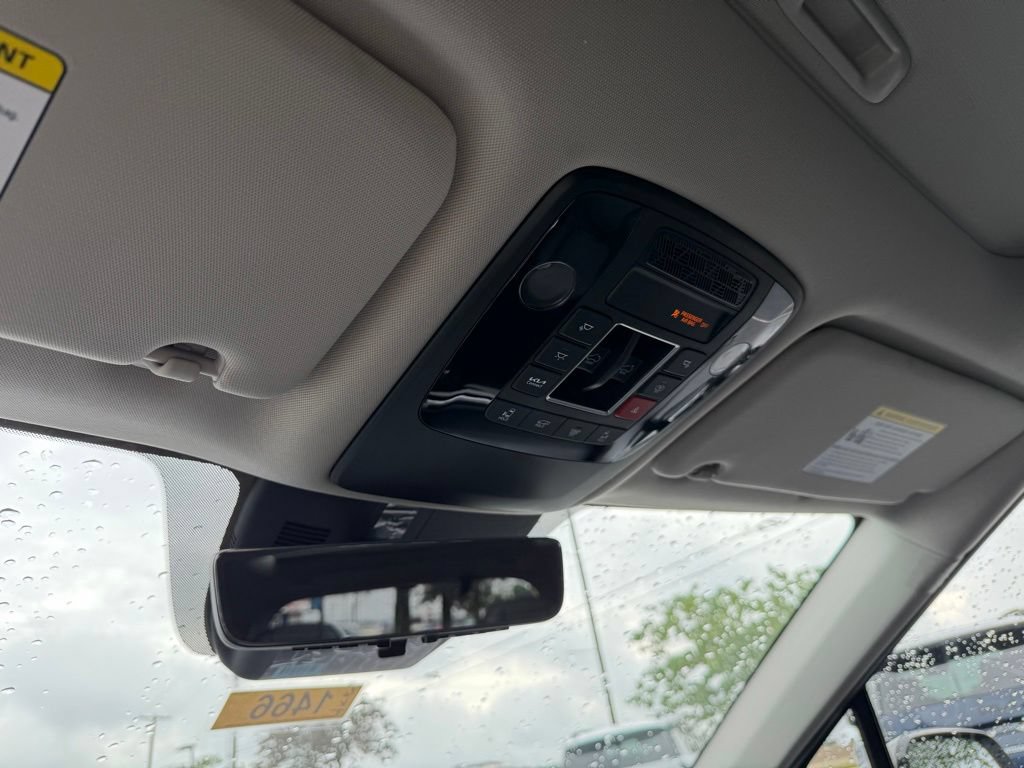 New 2026 Kia Carnival SX Prestige FWD image 23