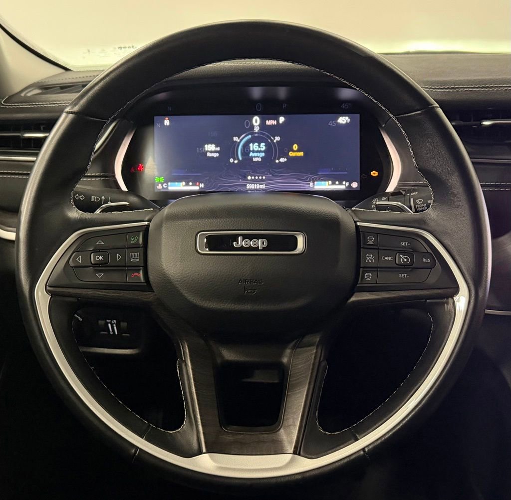 Used 2022 Jeep Grand Cherokee L Limited AWD/4WD image 16