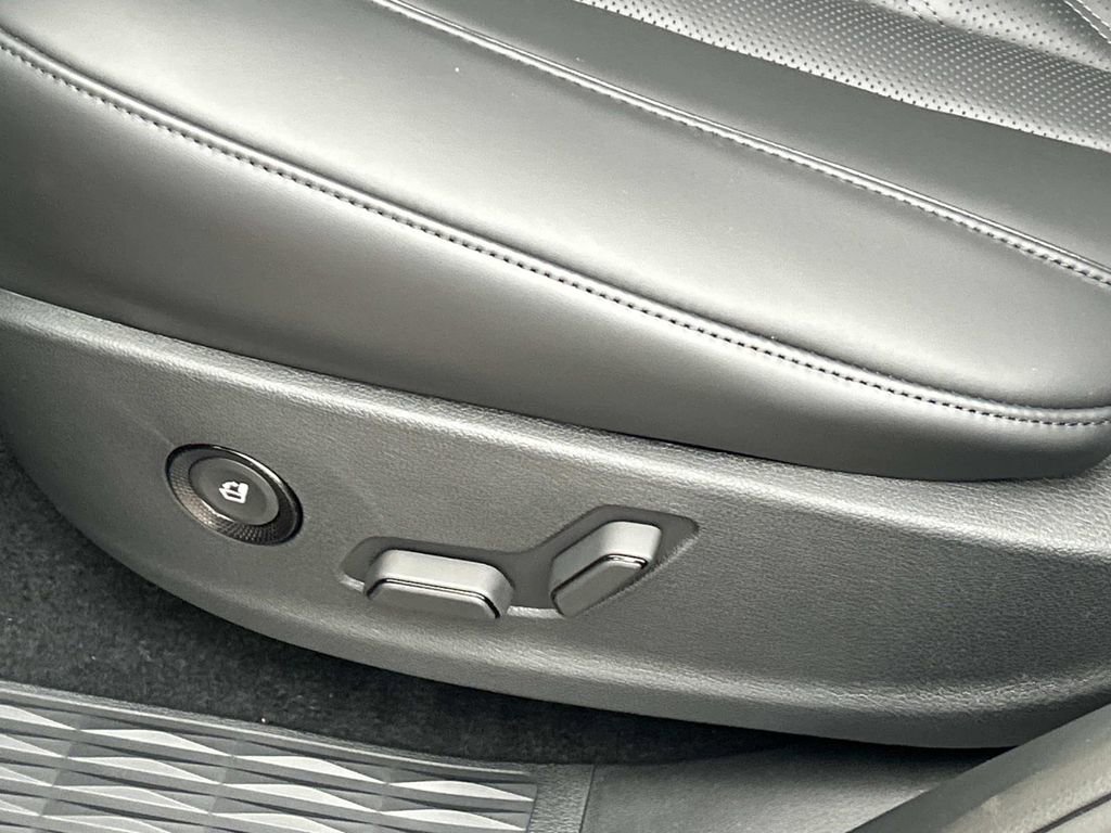 New 2026 Genesis GV80 3.5T Prestige AWD/4WD image 21