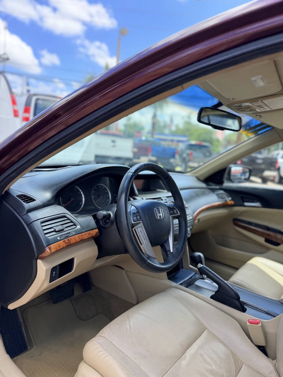 Used 2011 Honda Accord EX-L image 15