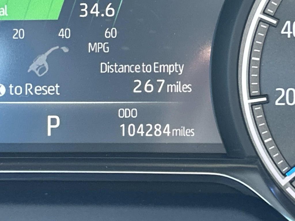 Used 2024 Toyota Venza XLE AWD/4WD image 34