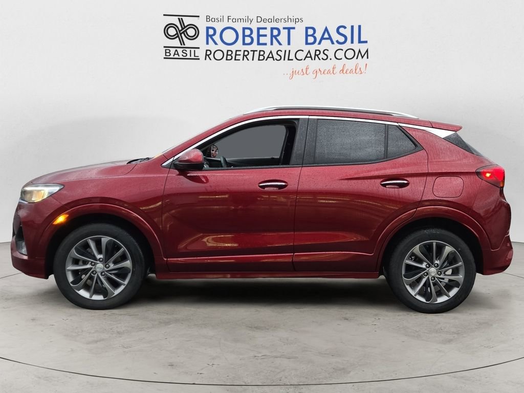 Used 2023 Buick Encore GX Select w/ Sport Touring Package image 2