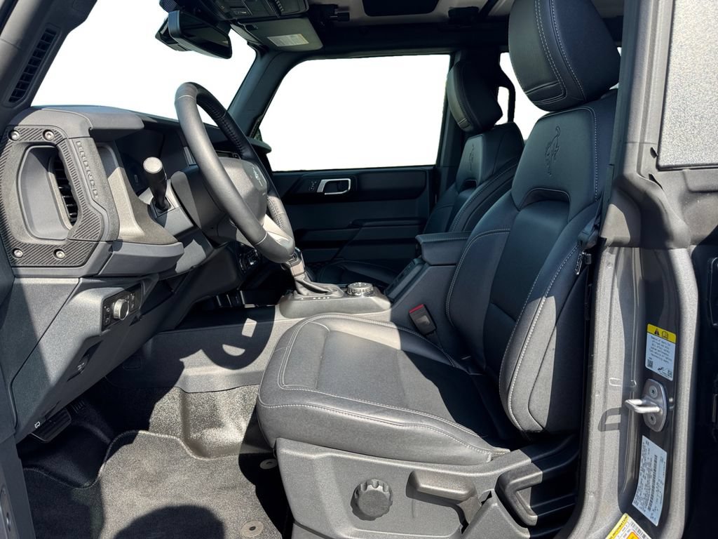 Used 2025 Ford Bronco Badlands AWD/4WD image 9