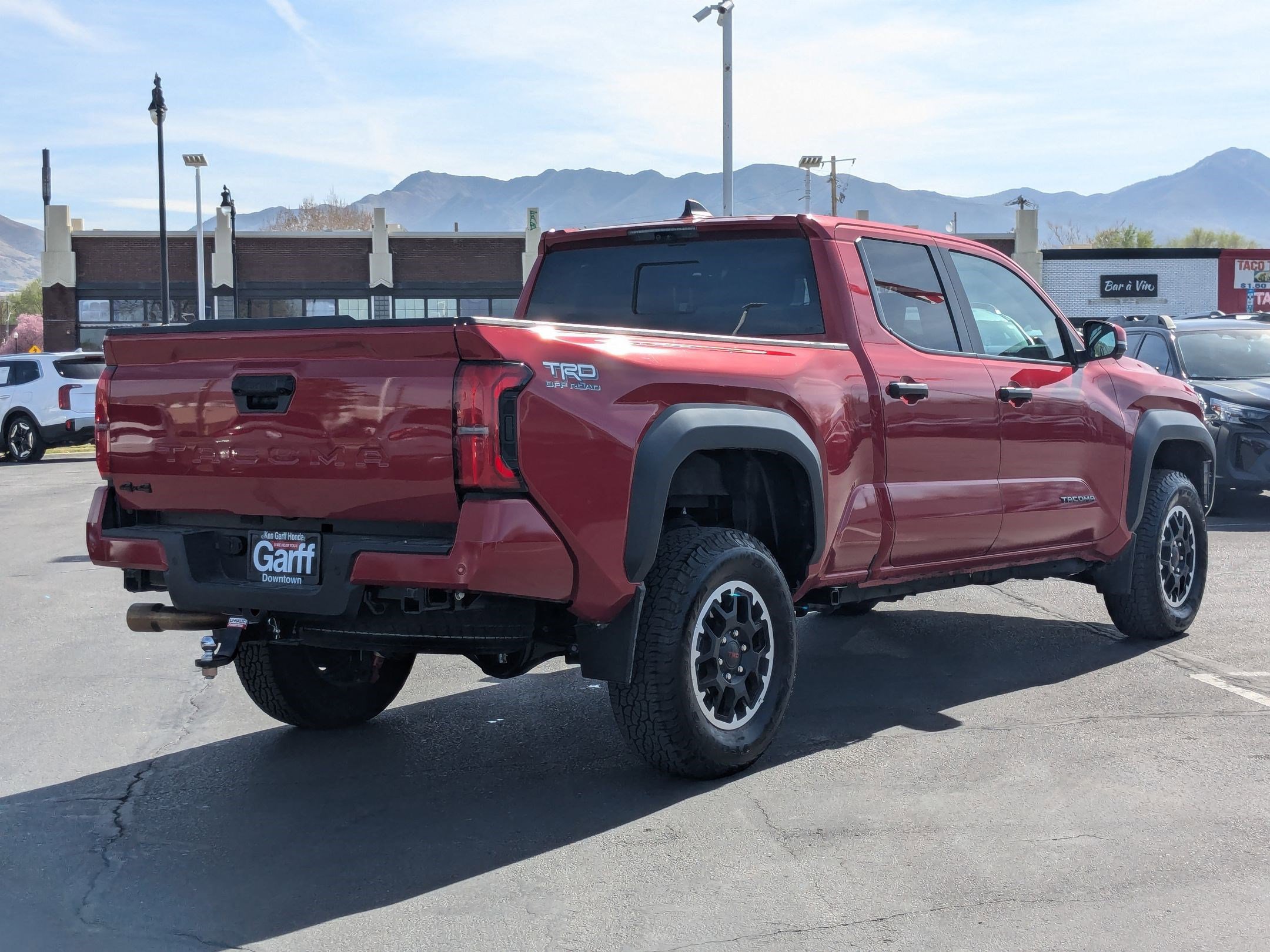 Used 2024 Toyota Tacoma TRD Off-Road w/ TRD Off Road Premium Package image 3