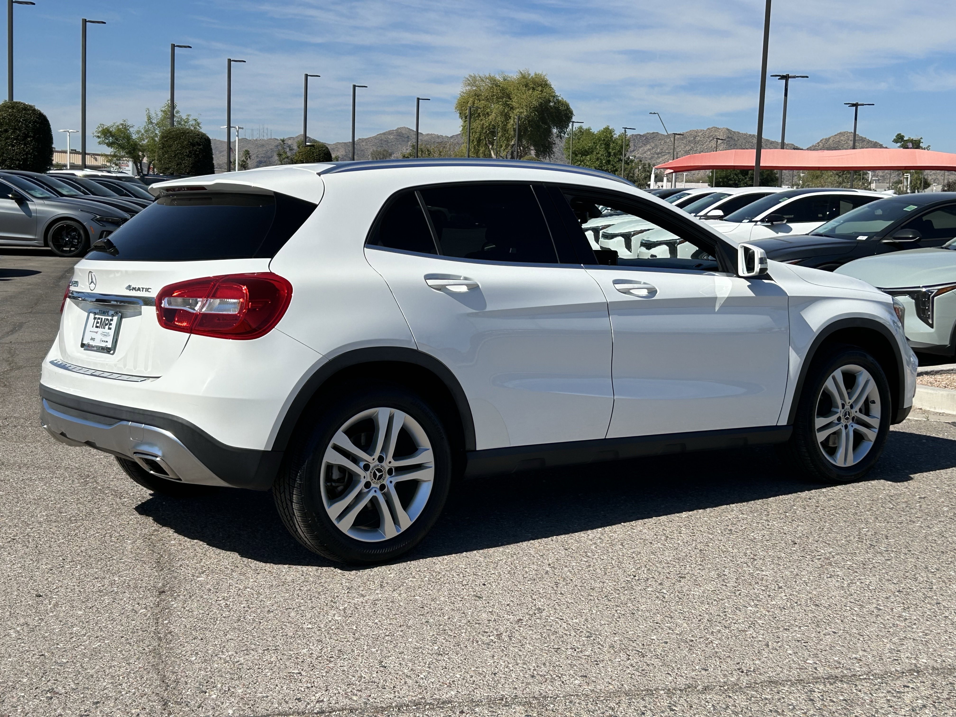 Used 2019 Mercedes-Benz GLA 250 4MATIC image 5