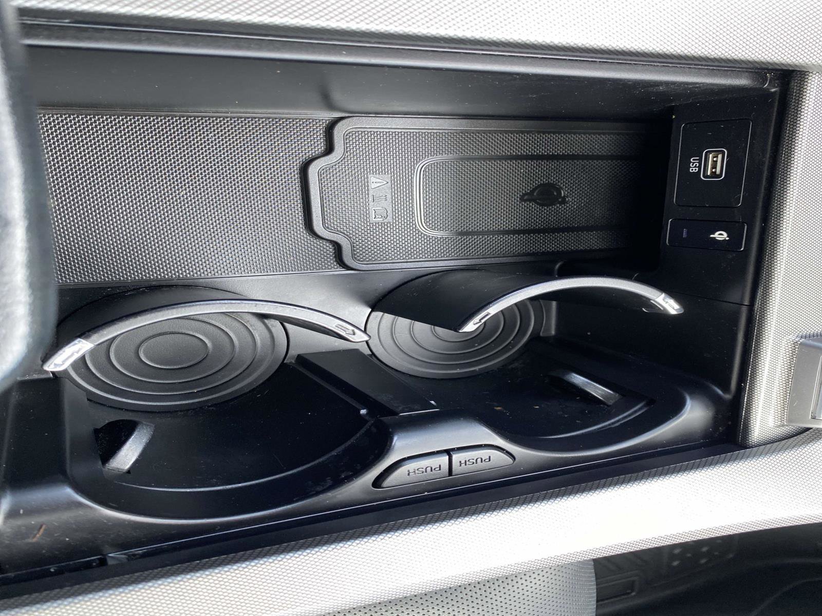 Used 2021 Hyundai Palisade Calligraphy image 16