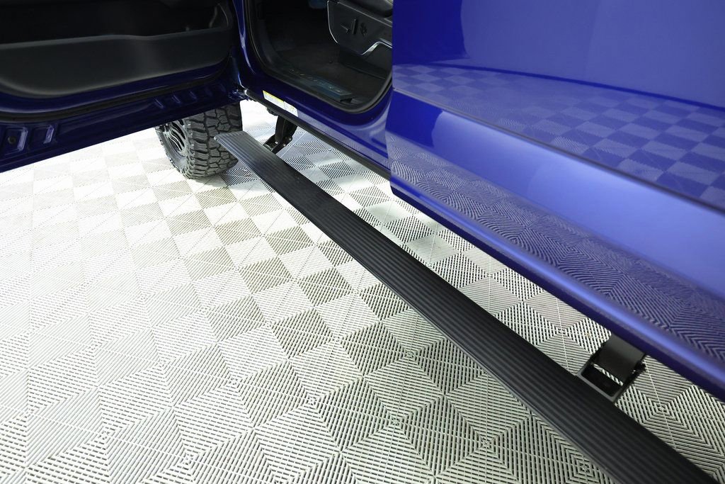 Used 2026 Ford F450 Platinum w/ FX4 Off-Road Package image 16