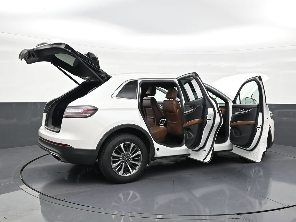 Used 2023 Lincoln Nautilus Reserve FWD image 28