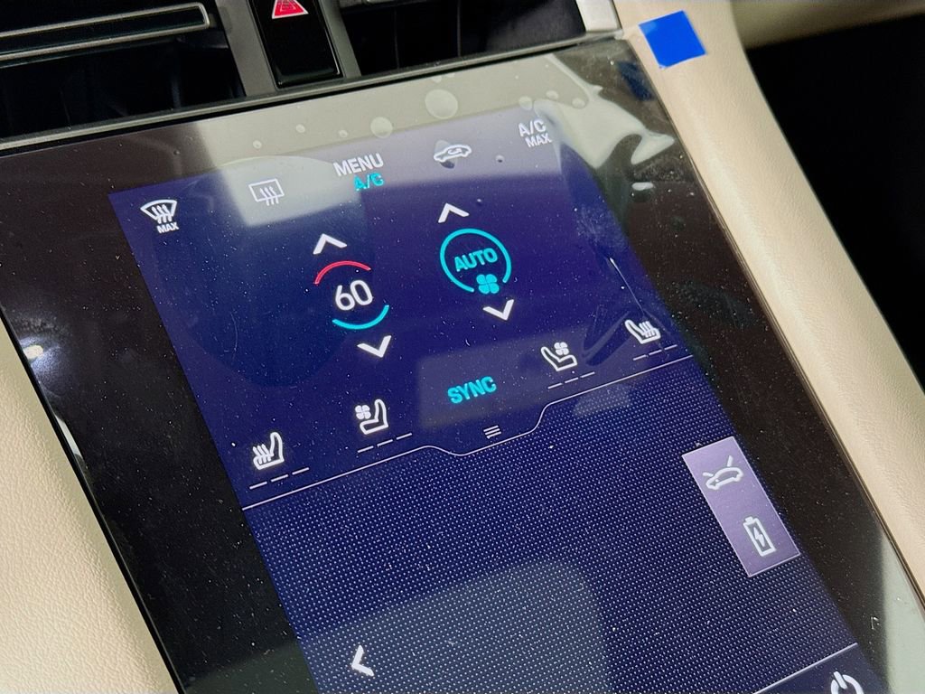 Certified 2025 Porsche Taycan image 17