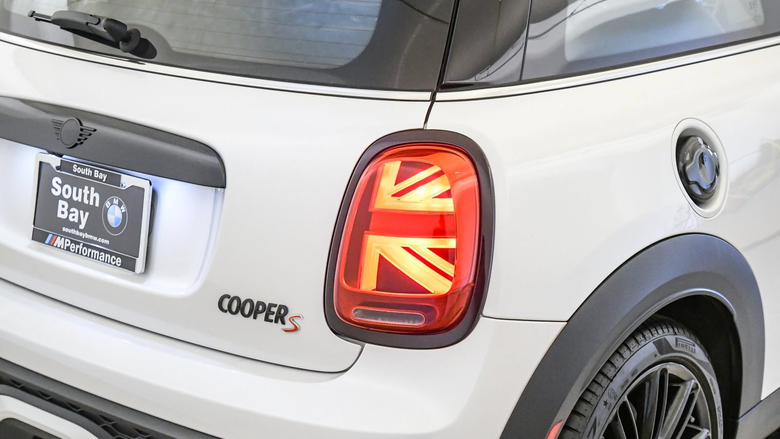 Certified 2024 MINI Cooper S FWD image 12