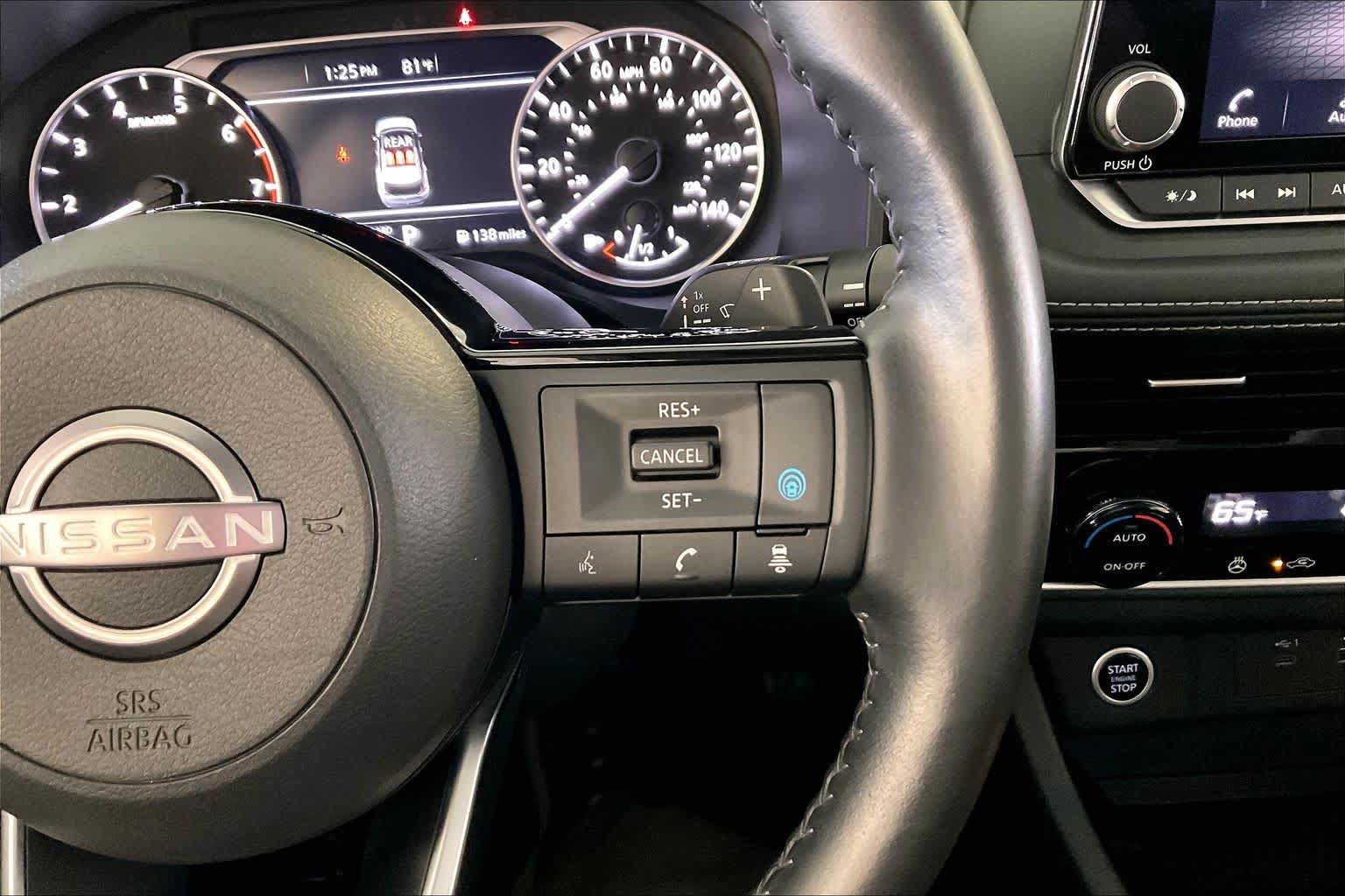 Used 2023 Nissan Rogue SV w/ SV Premium Package FWD image 23